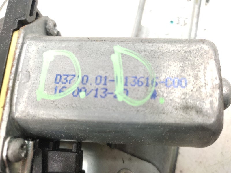 Elevalunas Delantero Derecho 807209299r  - Dacia Sandero Ambiance 3