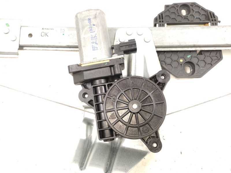 Elevalunas Delantero Derecho 807209299r  - Dacia Sandero Ambiance 6