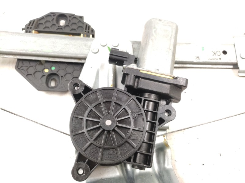 Elevalunas Delantero Izquierdo 807213282r  - Dacia Sandero Ambiance 5