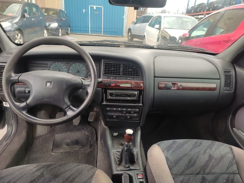 citroën xantia berlina del año 2000