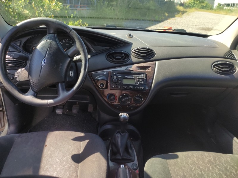 ford focus turnier (cak) del año 1999