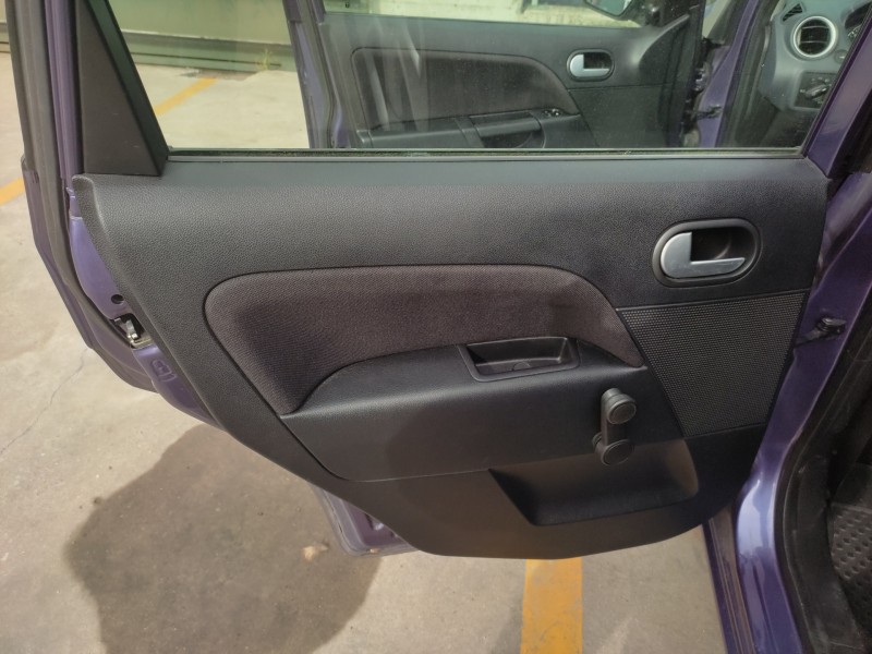 ford fiesta (cbk) del año 2006