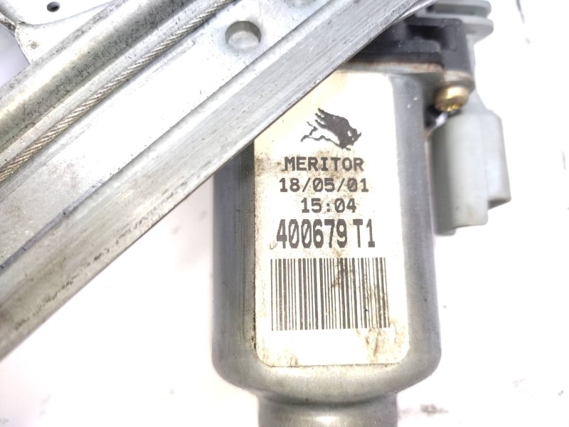 Elevalunas Delantero Derecho 9222l0  - Citroën Xsara Berlina 1.4i Sx 5