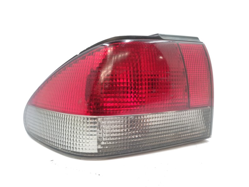 Recambio de piloto trasero izquierdo para saab 900 berlina 2.0 s referencia OEM IAM   