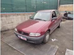 opel astra f berlina del año 1995