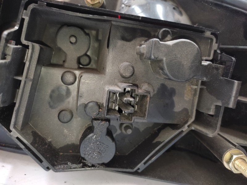 Piloto Trasero Izquierdo 23377124  - Saab 900 Berlina 2.0 S 4