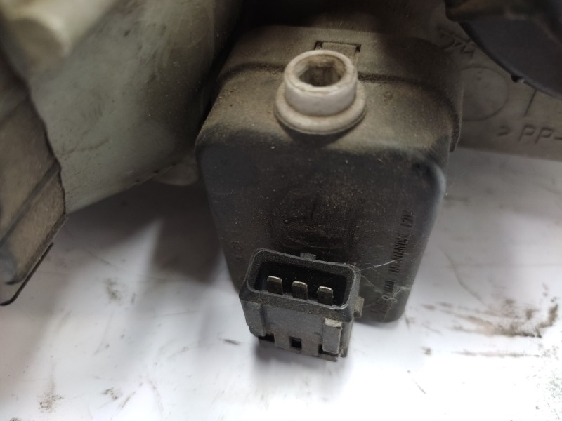 Faro Izquierdo 5284450  - Saab 9-5 Sedán 2.3 T Se Ecopower 3