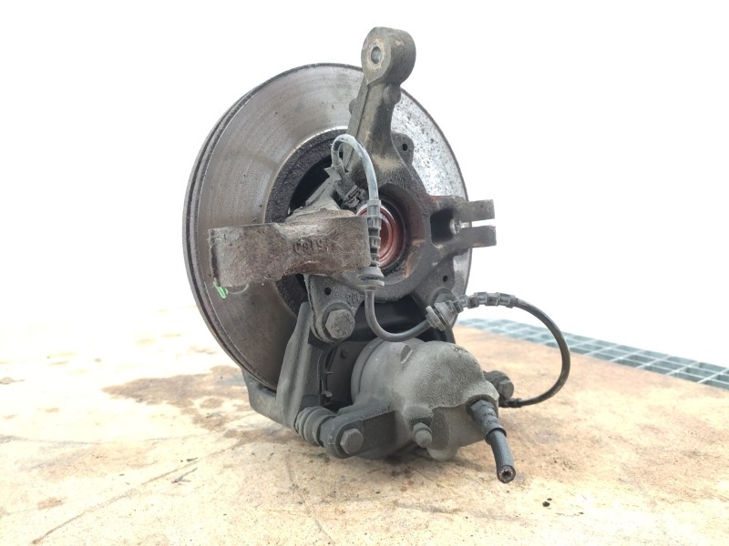 Mangueta Delantera Derecha 8200345945  - Renault Grand Modus 1.5 Dci Diesel Cat 3