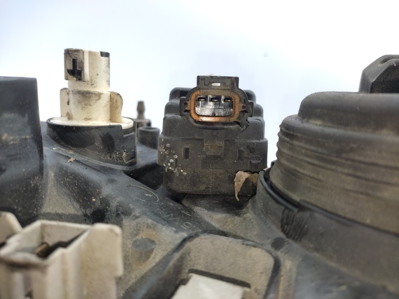 Faro Derecho 260106f620  - Nissan Micra (k11) 1.0 16v Cat 7