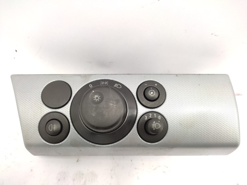 Mando Luces 13100136 13129262  - Opel Astra H Berlina 1.9 Cdti 3