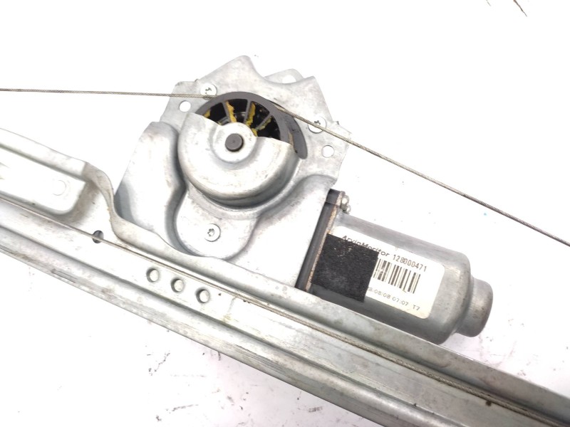 Elevalunas Delantero Izquierdo 8200748381  - Renault Grand Modus 1.5 Dci Diesel Cat 2