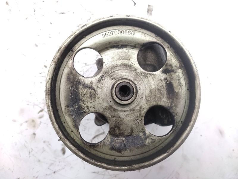 Bomba Direccion 9637000880 Polea: 9637000880  - Citroën C5 Berlina Lx (e) 2