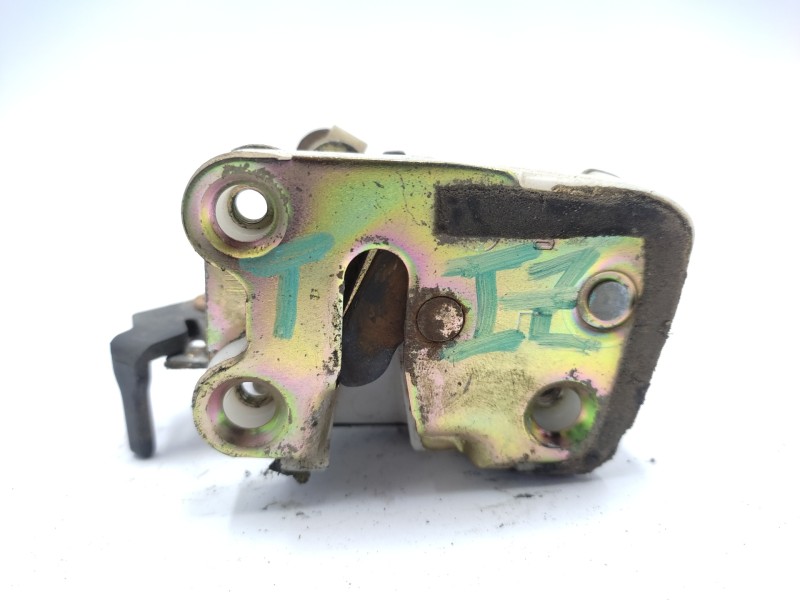 Cerradura Puerta Trasera Izquierda 94330593  - Opel Frontera A 2.8 Turbodiesel 3