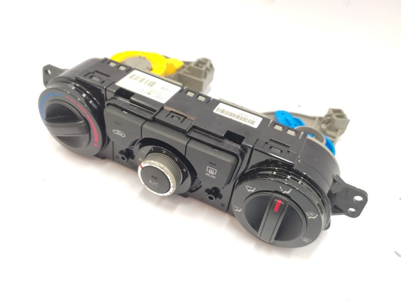 Mando Climatizador 972504p540  - Hyundai I20 1.2 16v Cat 2