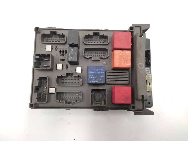 Caja Reles / Fusibles 8200367253 8200346814 8200283817  - Renault Laguna Ii (bg0) Authentique 8
