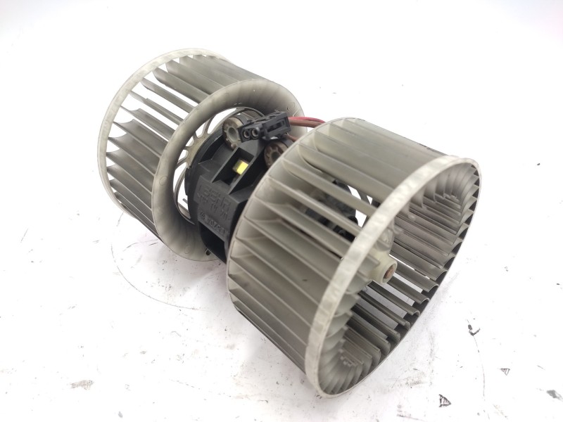 Recambio de motor calefaccion para bmw x3 (e83) 2.0d referencia OEM IAM 64113453729  