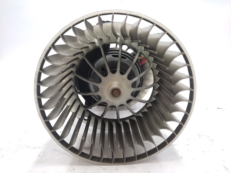 Recambio de motor calefaccion para bmw x3 (e83) 2.0d referencia OEM IAM 64113453729  