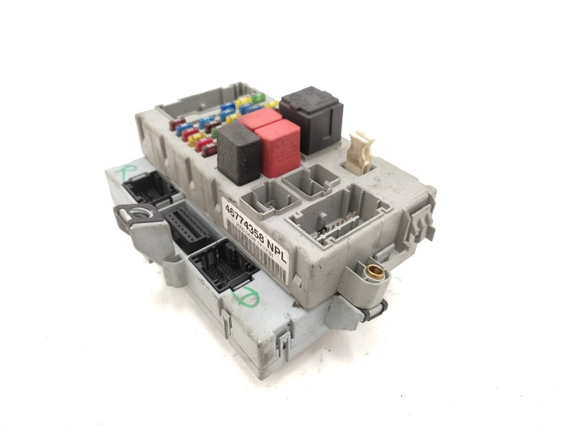 Caja Reles / Fusibles 46774358  - Lancia Musa (184) 1.4 16v Oro 9
