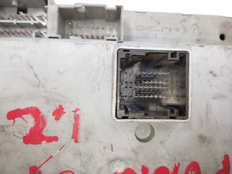 Caja Reles / Fusibles 51735172  - Fiat Doblo (119) 1.9 Jtd Sx 4