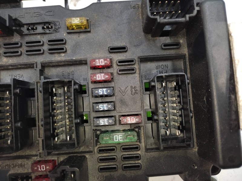 Caja Reles / Fusibles 9650664180  - Peugeot 207 Cc Sport 5
