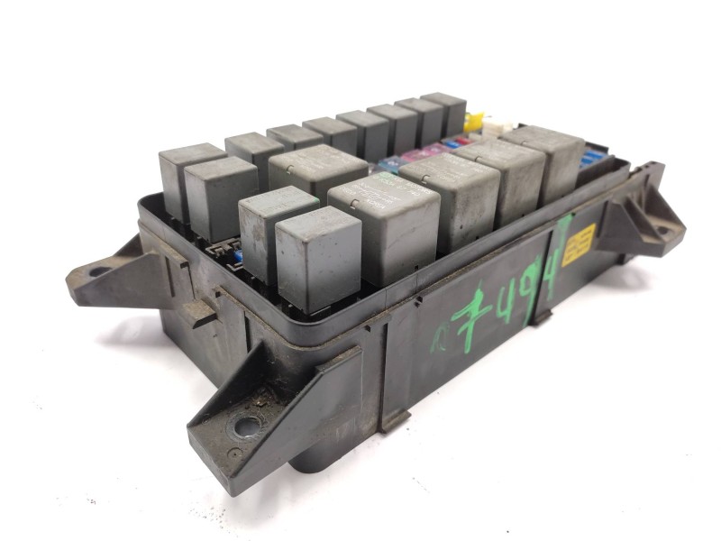 Caja Reles / Fusibles 0k53h66760  - Kia Carnival Ii 2.9 Cdri Ex 7