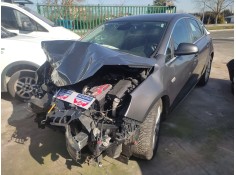 opel astra j lim. del año 2011