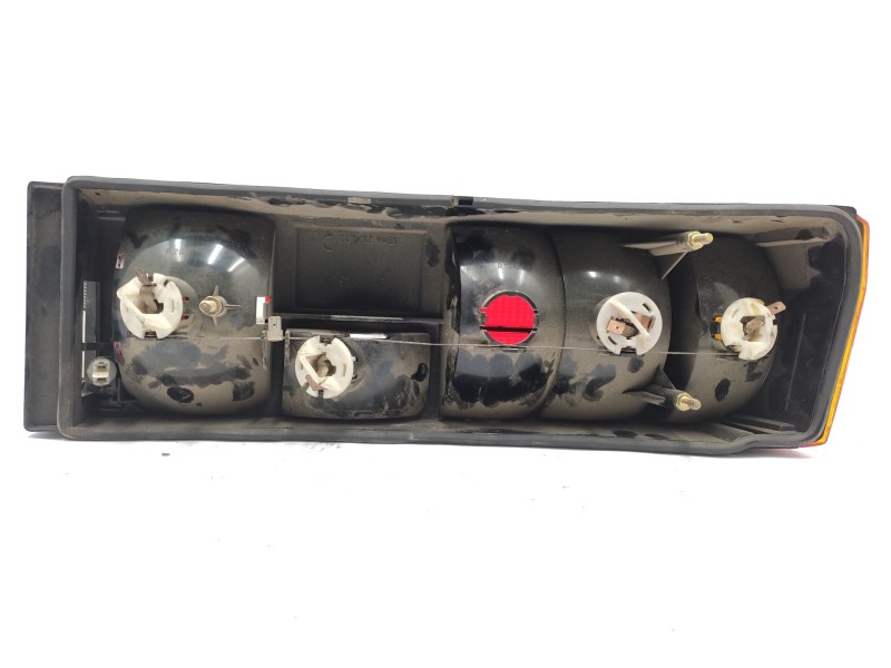 Recambio de piloto trasero derecho para volvo serie 340 340 dl referencia OEM IAM   