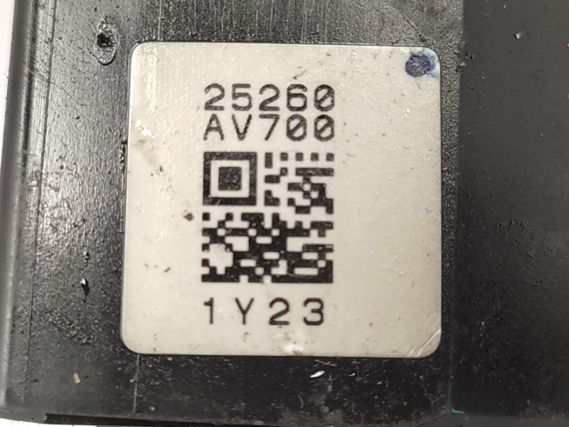 Mando Limpia 25260av700 25260av715  - Nissan Primera Berlina (p12) 2.0 16v Cat 7