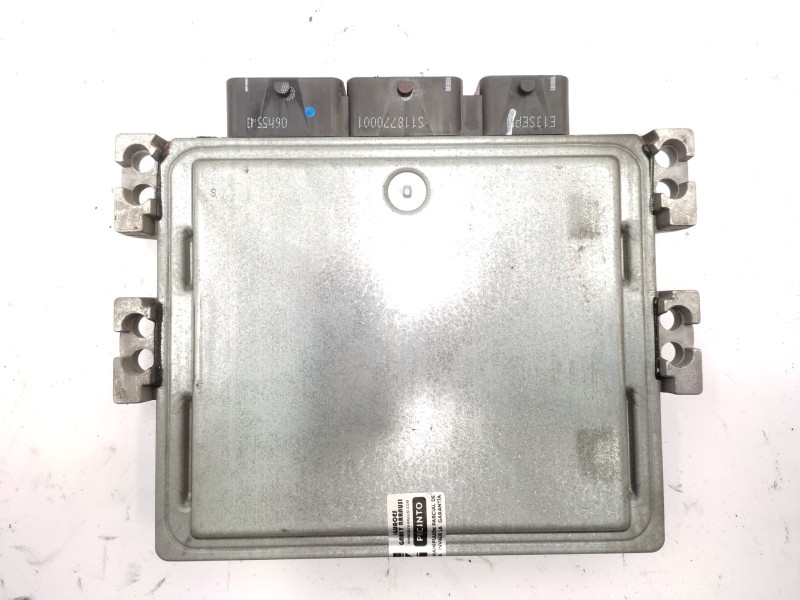 Centralita Motor Uce 8200565863 S122326109a  - Renault Megane Ii Berlina 5p 1.5 Dci Diesel 4