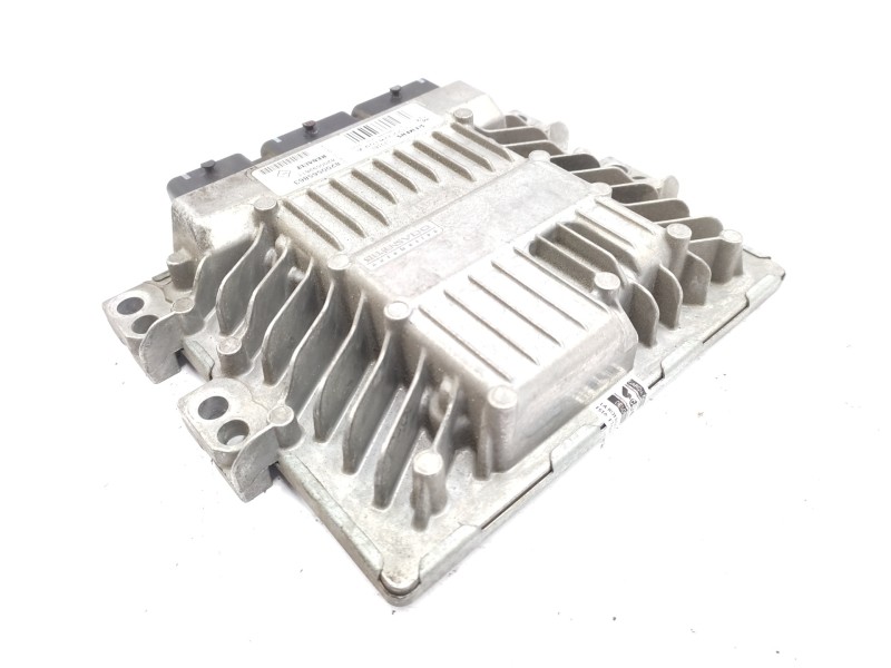 Centralita Motor Uce 8200565863 S122326109a  - Renault Megane Ii Berlina 5p 1.5 Dci Diesel 5