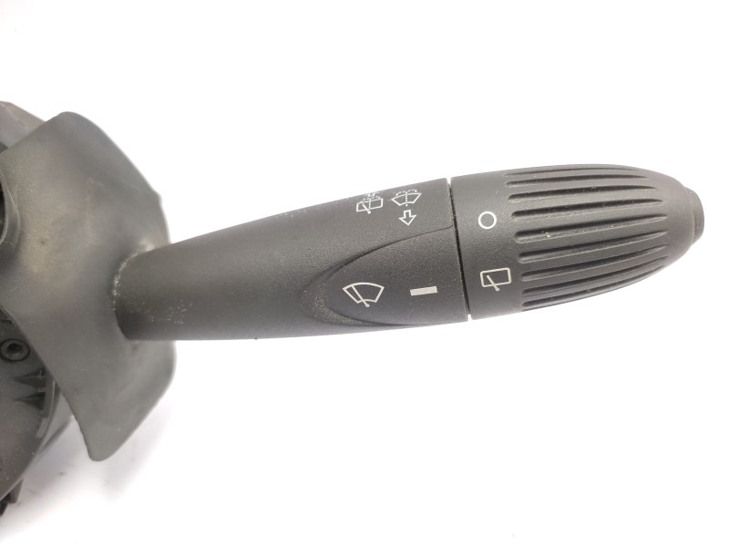 Recambio de mando luces para fiat punto berlina (188) 1.3 jtd cat referencia OEM IAM 735400222  