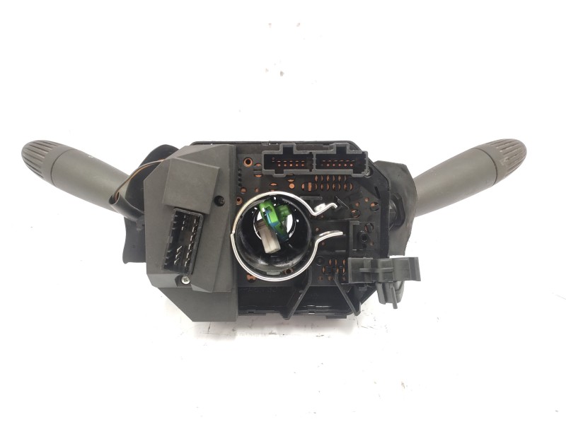 Recambio de mando luces para fiat punto berlina (188) 1.3 jtd cat referencia OEM IAM 735400222  