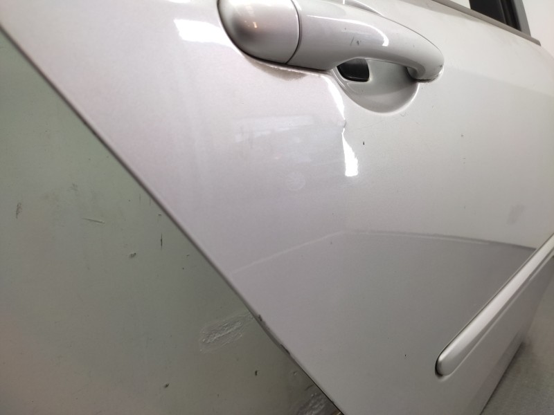 Puerta Trasera Derecha 821000023r  - Renault Laguna Grandtour Iii 2.0 5
