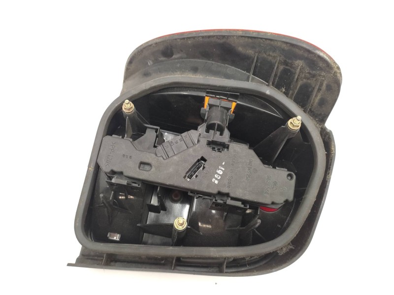 Piloto Trasero Derecho 6n0945258 962566  - Volkswagen Polo Berlina (6n2) 1.0 2