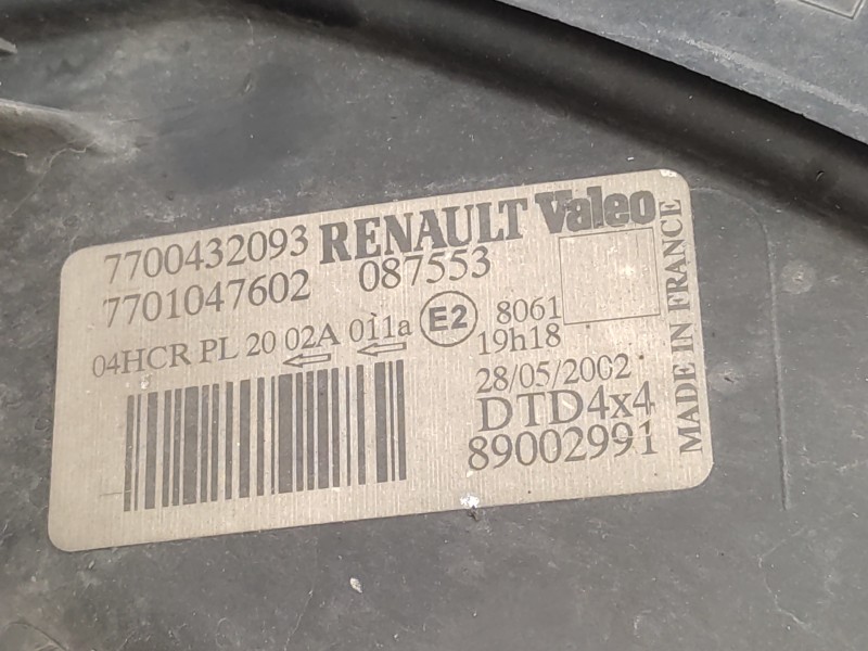 Recambio de faro derecho para renault scenic (ja..) 2.0 16v cat (f4r) referencia OEM IAM 7700432093 7701047602 260108021R