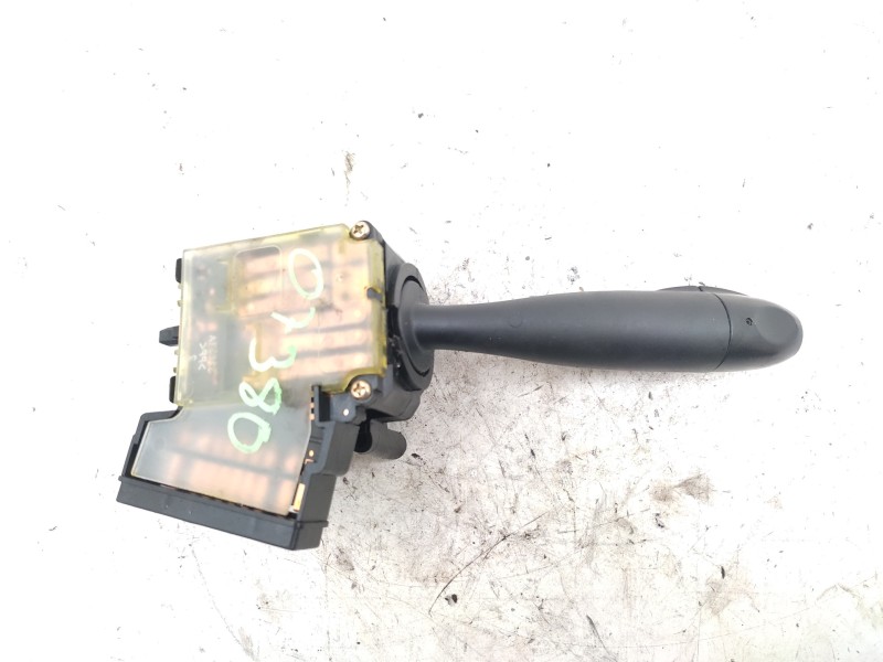 Mando Intermitentes 934101g000  - Hyundai Accent (mc) Gl 4