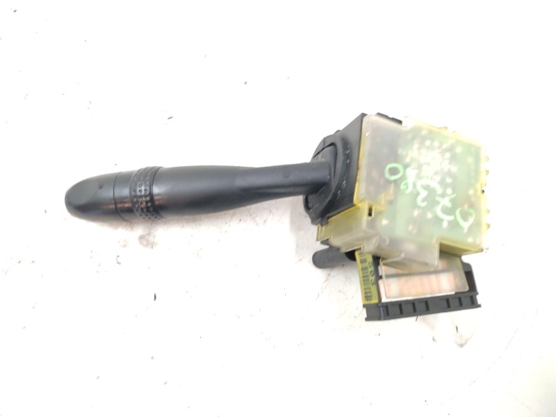 Mando Limpia 934201g050  - Hyundai Accent (mc) Gl 3