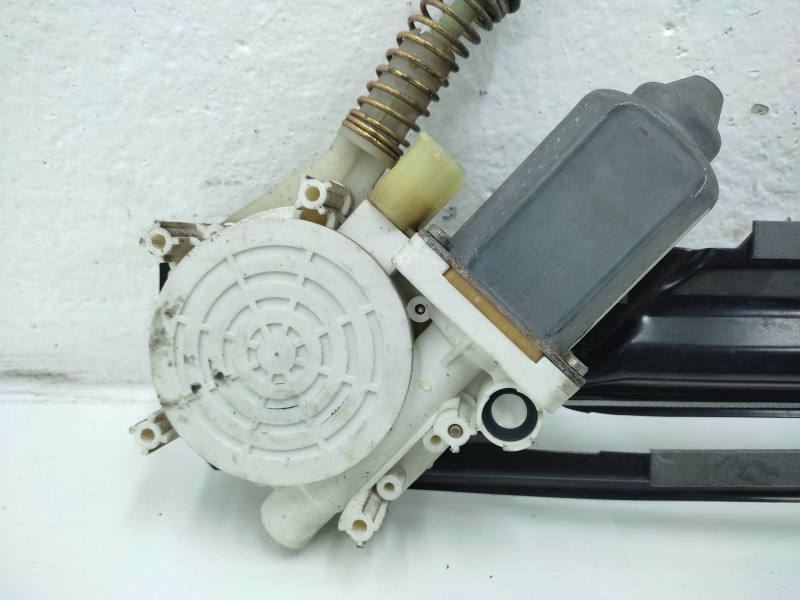 Elevalunas Trasero Izquierdo 51358252429  - Bmw Serie 5 Berlina (e39) 520d 4