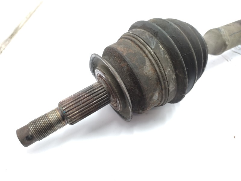 Transmision Delantera Derecha P04641963 4808540  - Chrysler Voyager (gs) 2.5 Td 5