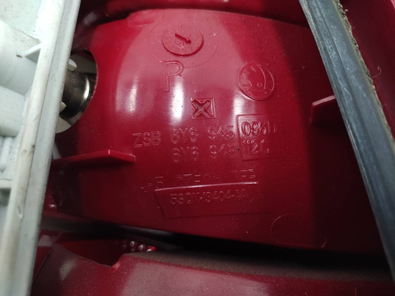 Piloto Trasero Derecho Zsb6y6945096d 6y6945112c 5sqm13404aa  - Skoda Fabia (6y2/6y3) Rs 2