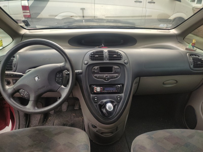 citroën xsara picasso del año 2000
