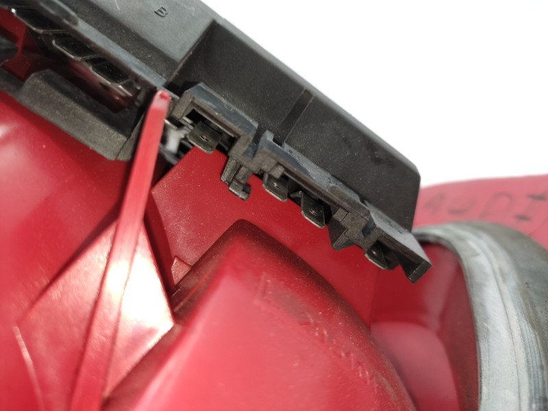 Piloto Trasero Izquierdo 296321  - Audi 80 (82/83/84) 1.3 4