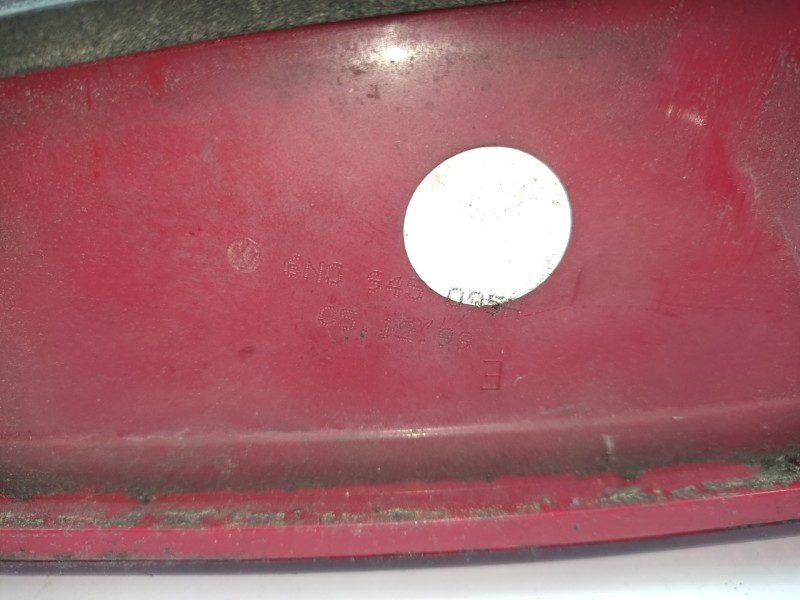 Piloto Trasero Izquierdo 6n0945095h  - Volkswagen Polo Berlina (6n2) 1.0 2