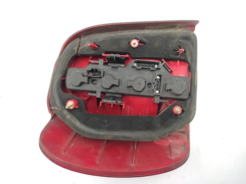 Piloto Trasero Derecho 6n0945096h  - Volkswagen Polo Berlina (6n2) 1.0 2