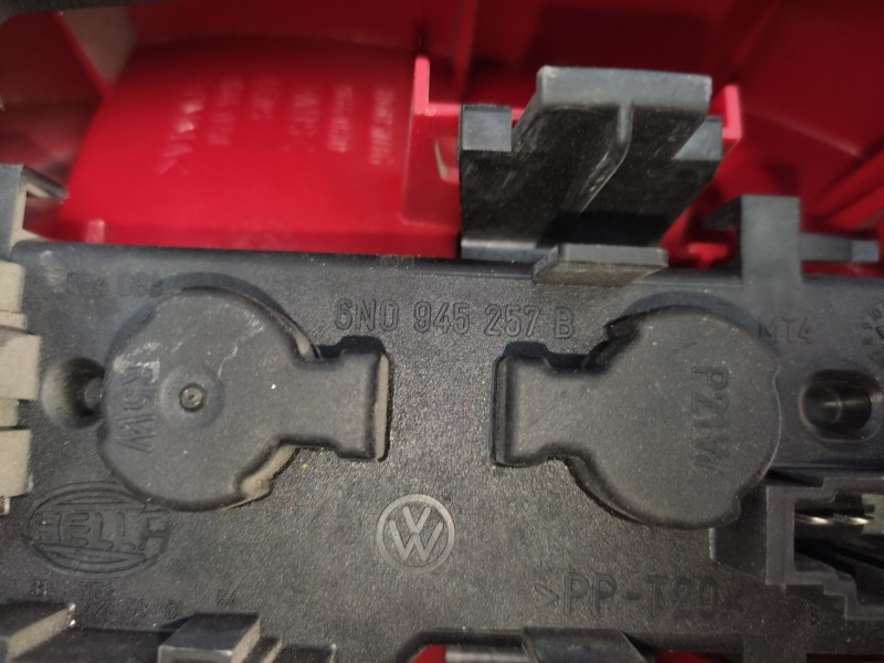 Piloto Trasero Derecho 6n0945096h  - Volkswagen Polo Berlina (6n2) 1.0 6
