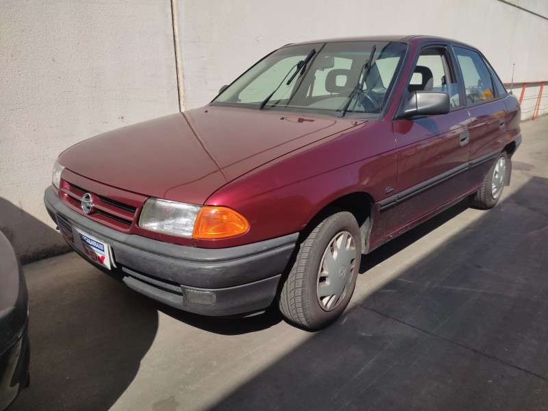 opel astra f berlina del año 1993
