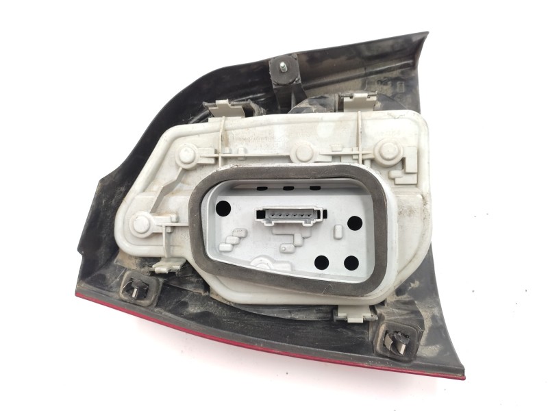 Piloto Trasero Derecho 6q6945112a 6q6945096b  - Volkswagen Polo (9n1) 1.4 16v 4