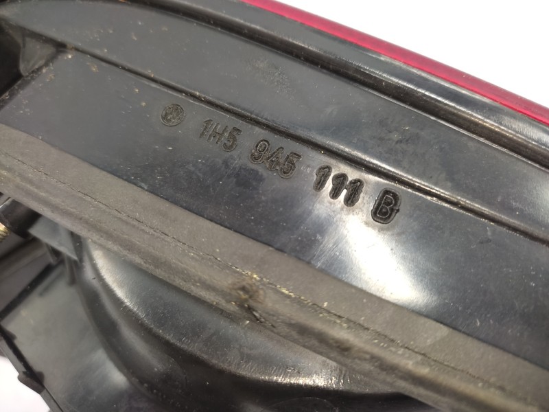 Piloto Trasero Izquierdo 1h5945111b  - Volkswagen Vento (1h2) 1.4 4