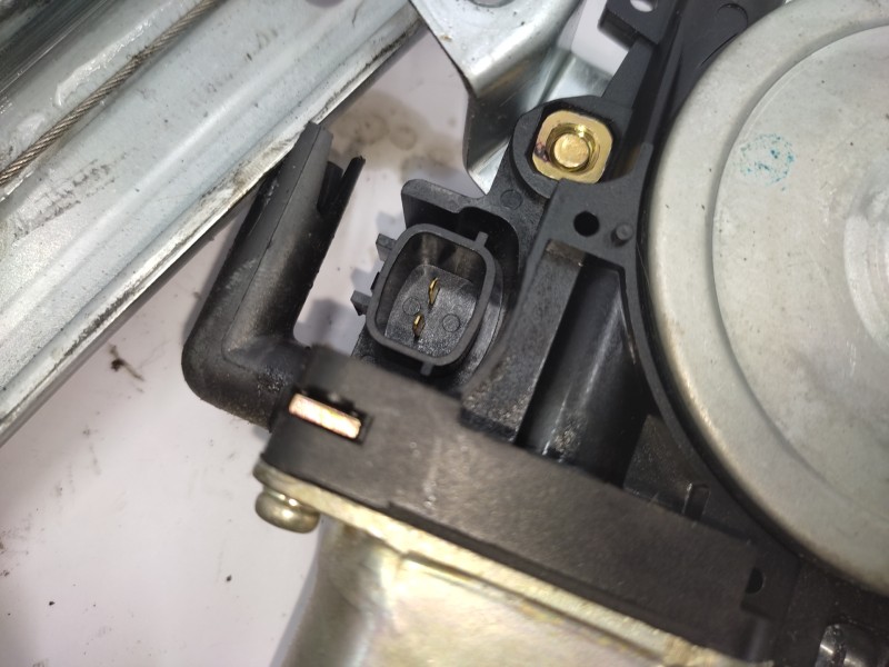 Elevalunas Trasero Izquierdo 827218h300  - Nissan X-trail (t30) Comfort 5