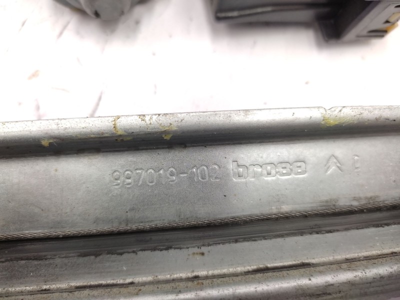 Elevalunas Delantero Derecho 9222v0  - Citroën C4 I (lc_) 1.6 Hdi 5